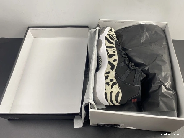 Rep 11 ANIMAL INSTINCT AIR JORDAN AR0715-010 0701